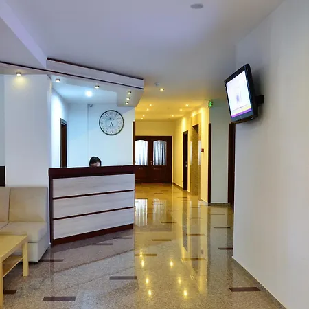 Hotel Miraj 3*